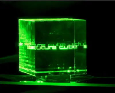 Image of one green cube